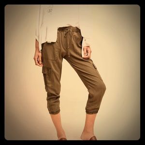 Anthropologie -Net trim cargo joggers